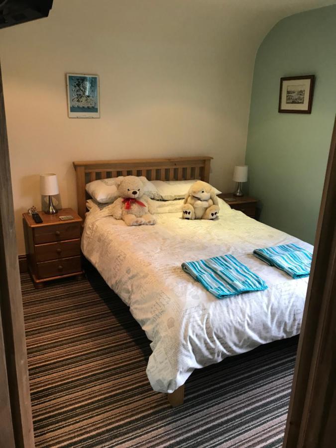 Manor Farm Bed And Breakfast バクストン エクステリア 写真